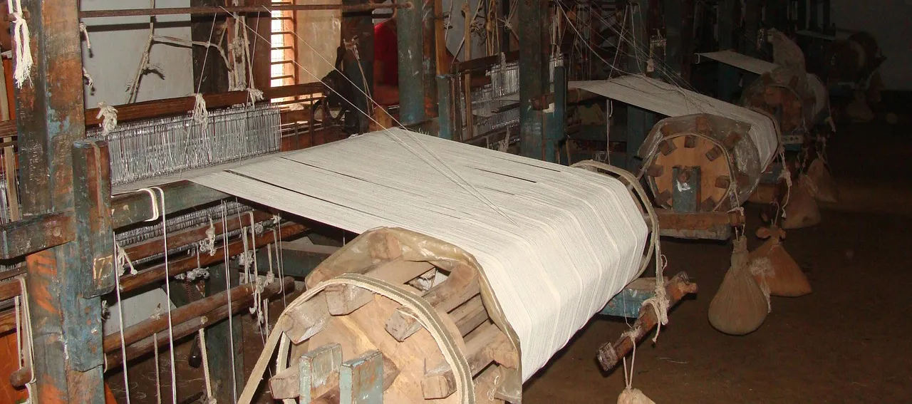 khadi-handloom-MollisArts